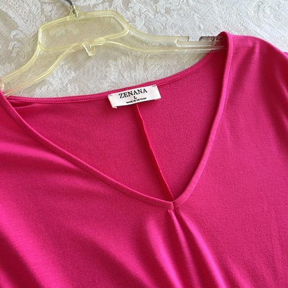 Zenana ladies top hot pink Size L flowy with 3/4 sleeves new without tags - Picture 2 of 5